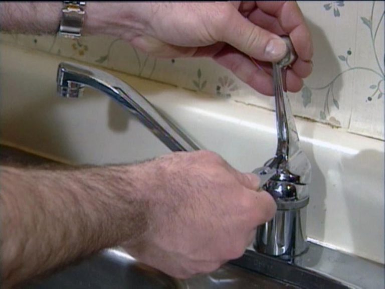 how to repair a kitchen faucet        
        <figure class=