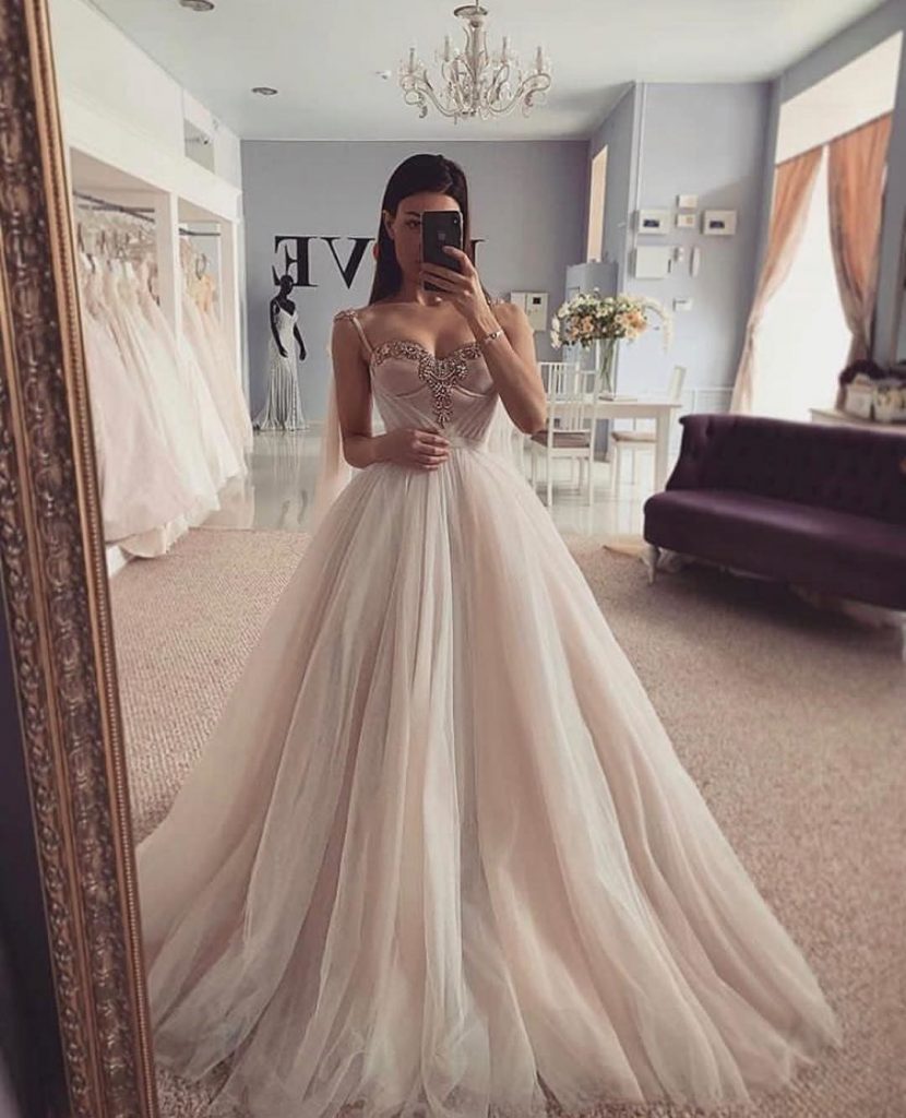 Tulle wedding dresses that will make you look like an authentic ...